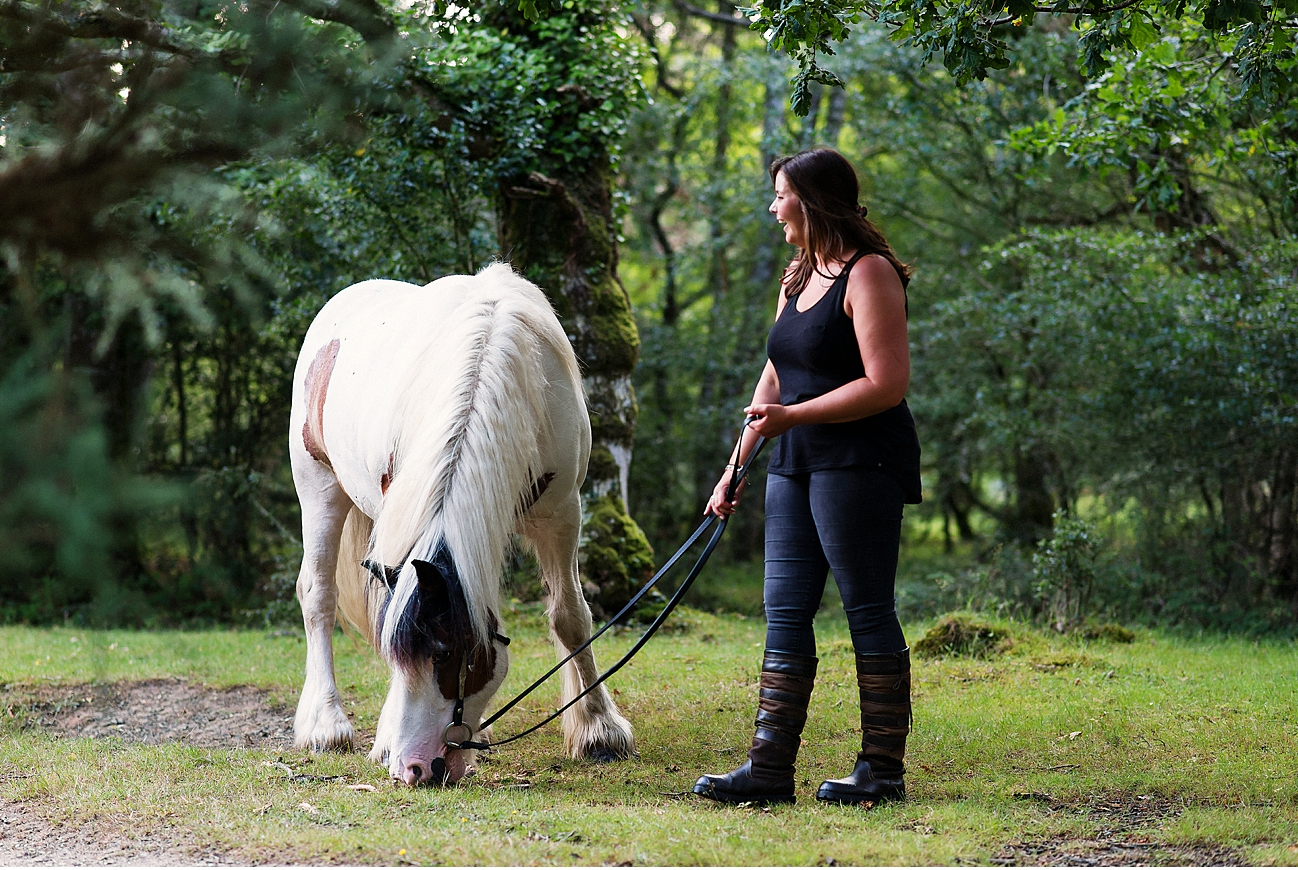 equine portraits with couple new forest